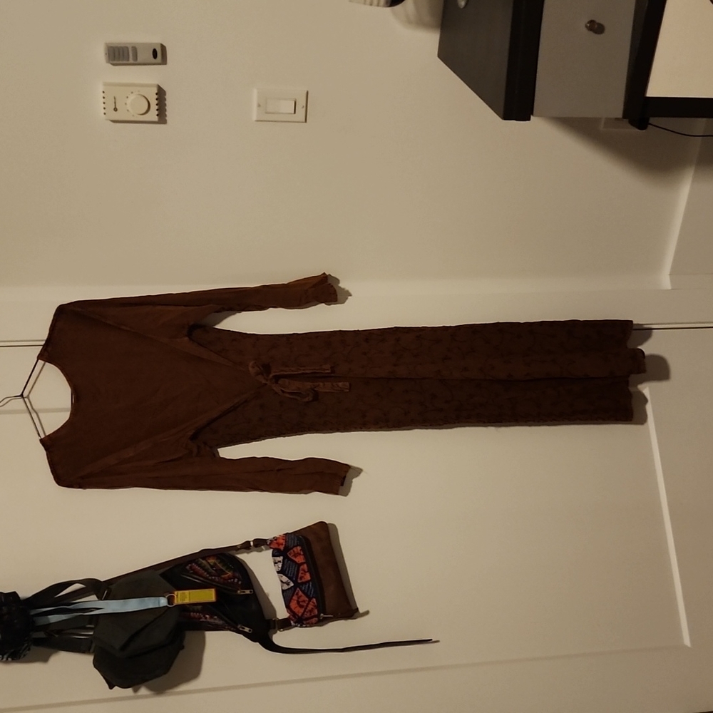 Dress - Picture 2 of 3